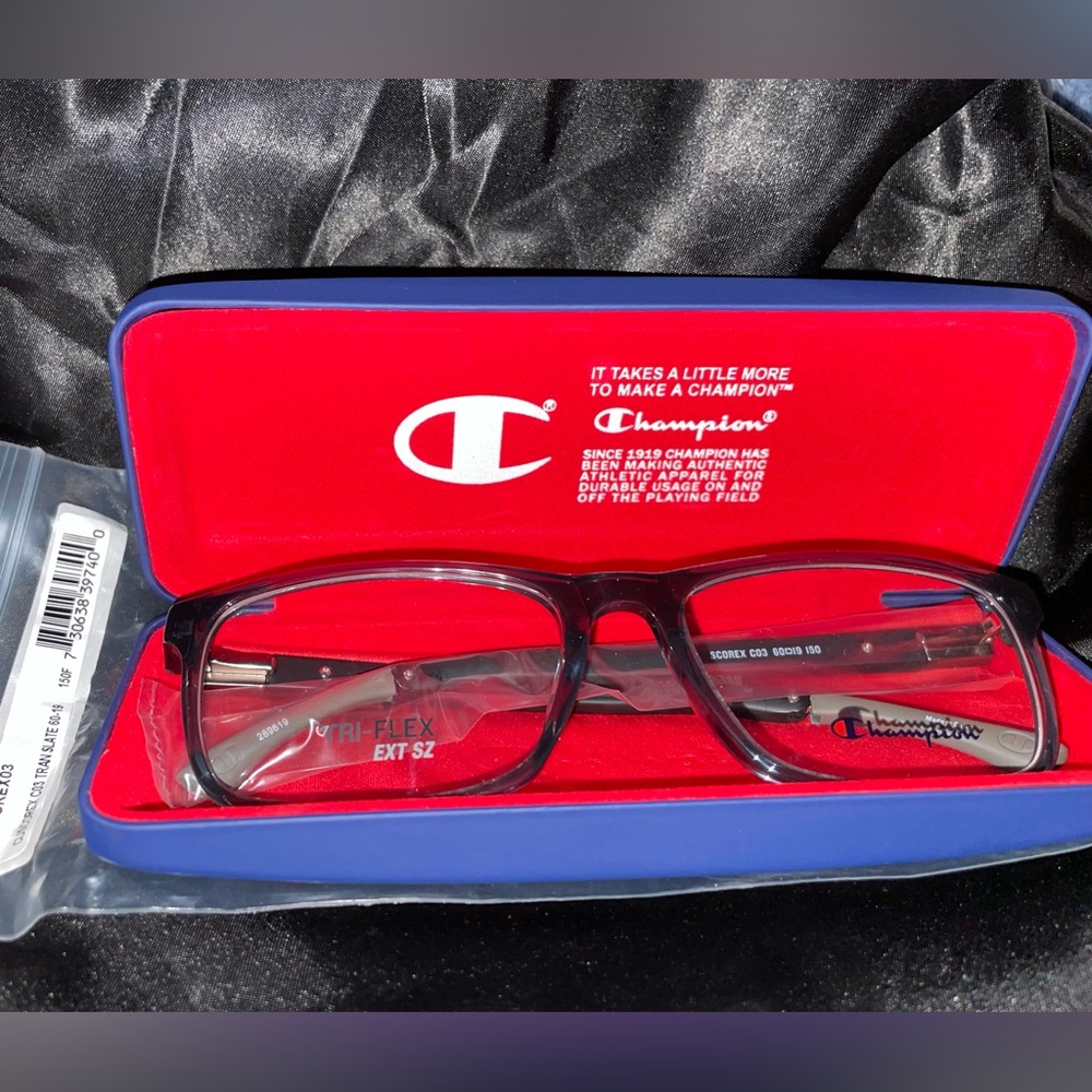 Champion brown Frame Eyeglasses with Blue Case